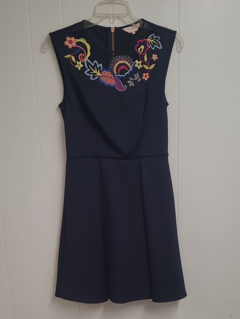 Ted Baker Navy Lavensa Fit To Flare Dress With Colorful Floral Embroidery Sz 2